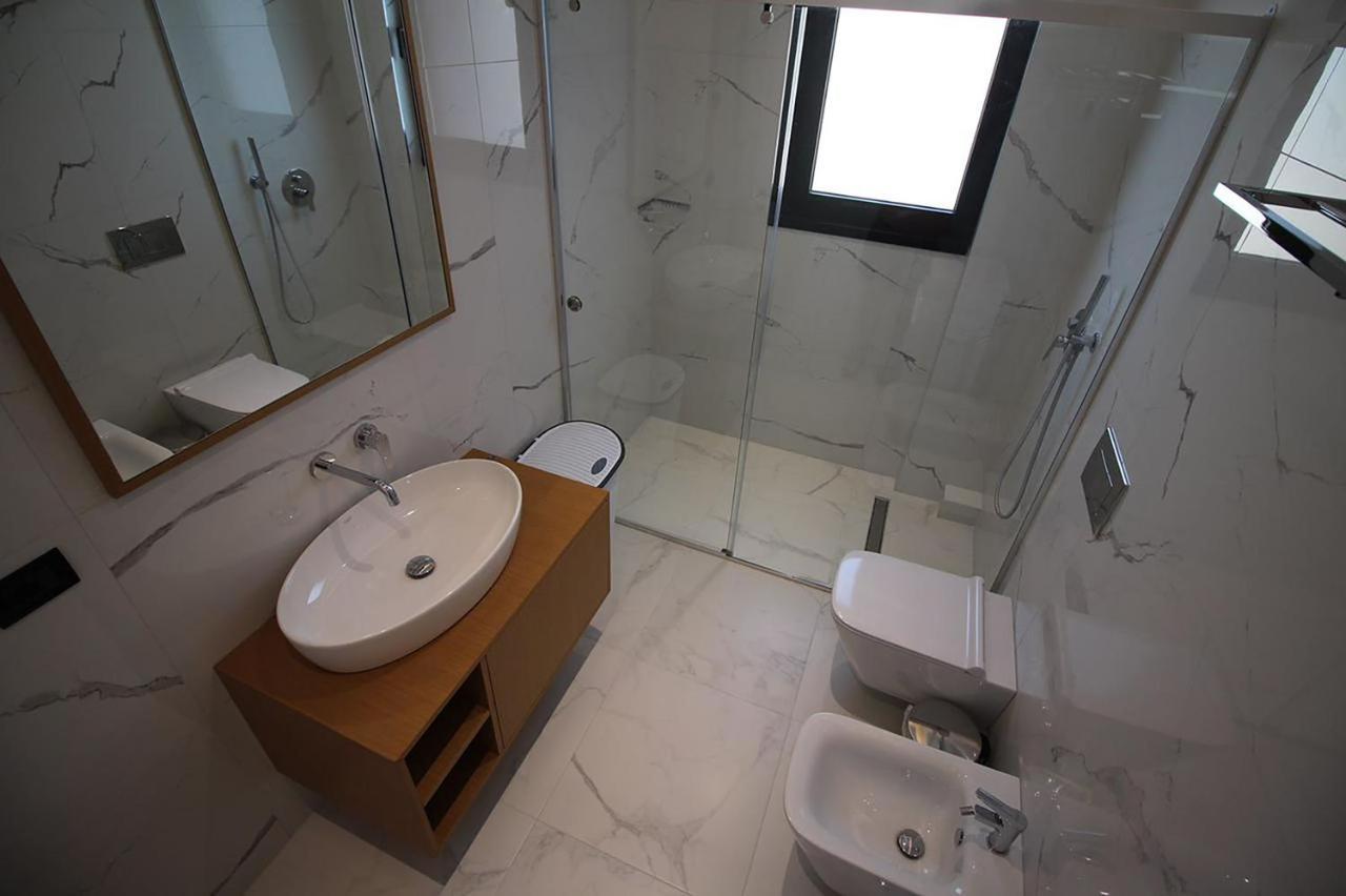 "The View" Luxury Apartments Sarandë Exteriér fotografie