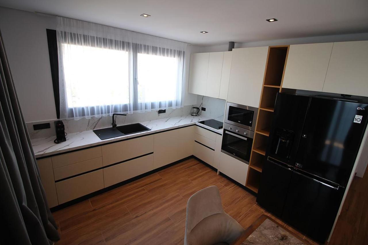 "The View" Luxury Apartments Sarandë Exteriér fotografie