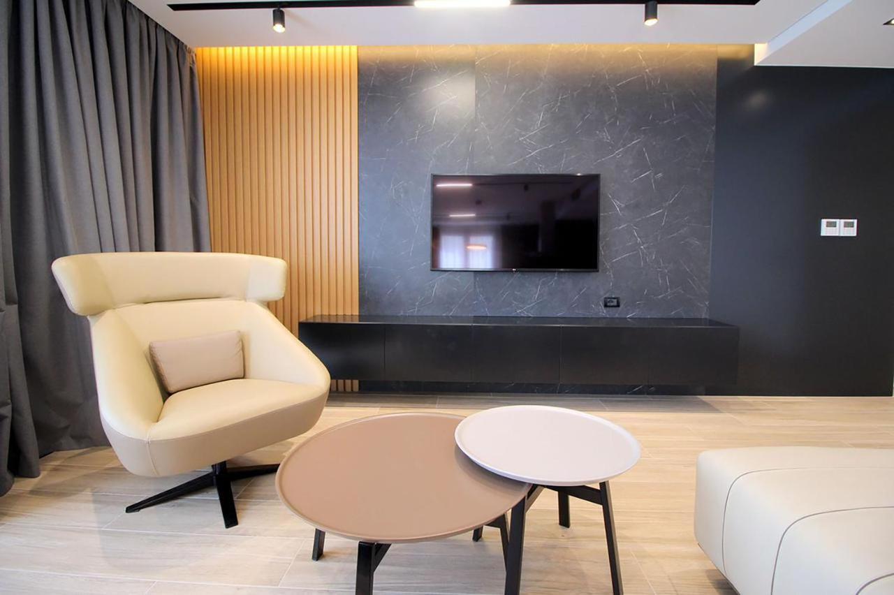 "The View" Luxury Apartments Sarandë Exteriér fotografie
